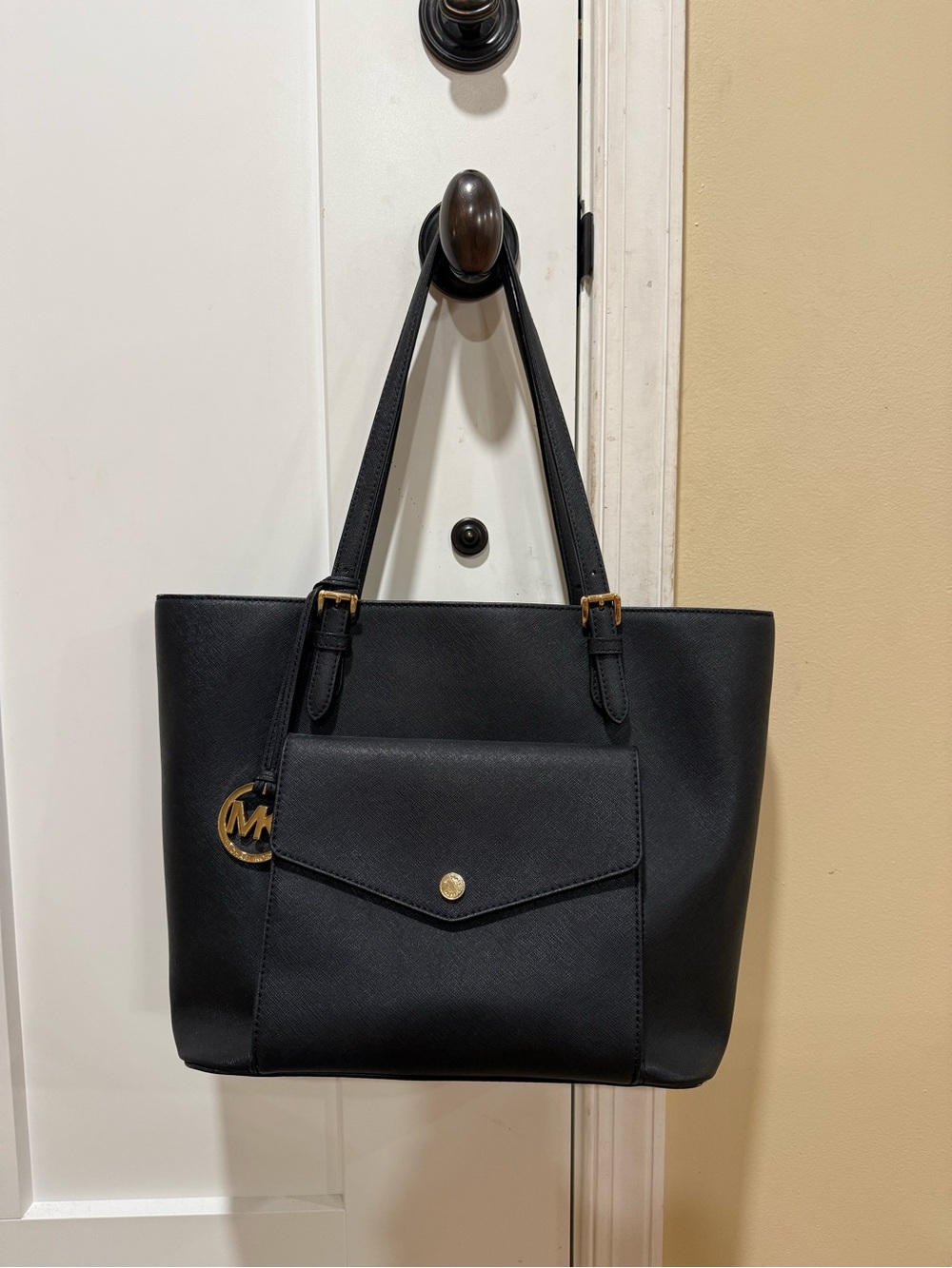 Michael Kors Black Leather Jet Set Saffiano Tote Bag with Gold Accent
